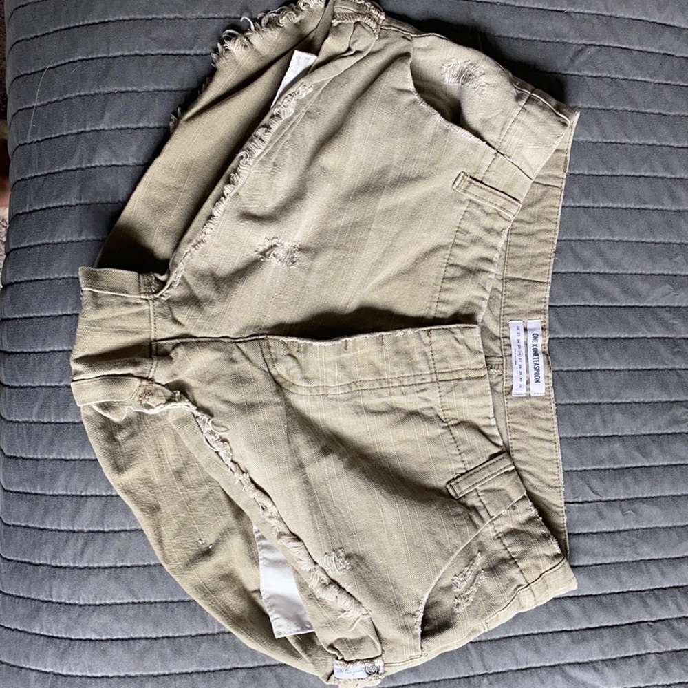 One teaspoon shorts